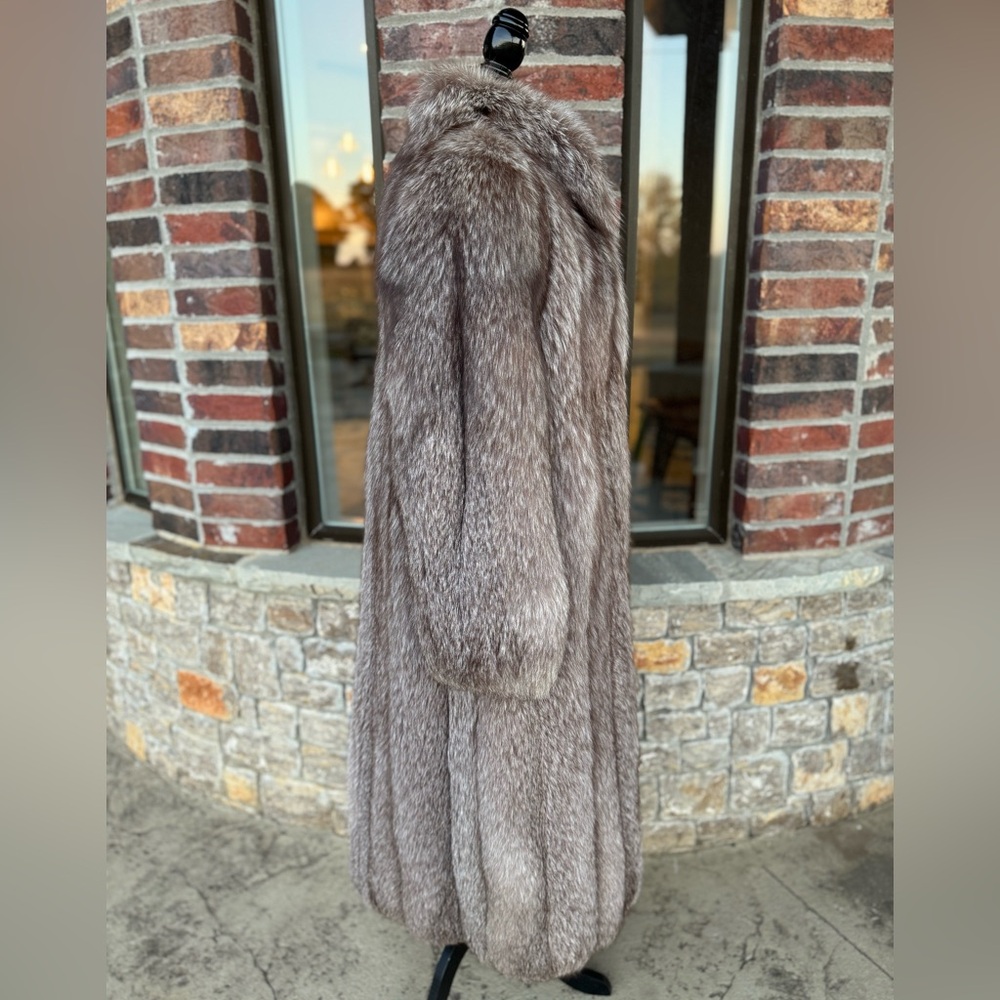 SOLD - Picture 3 of 11